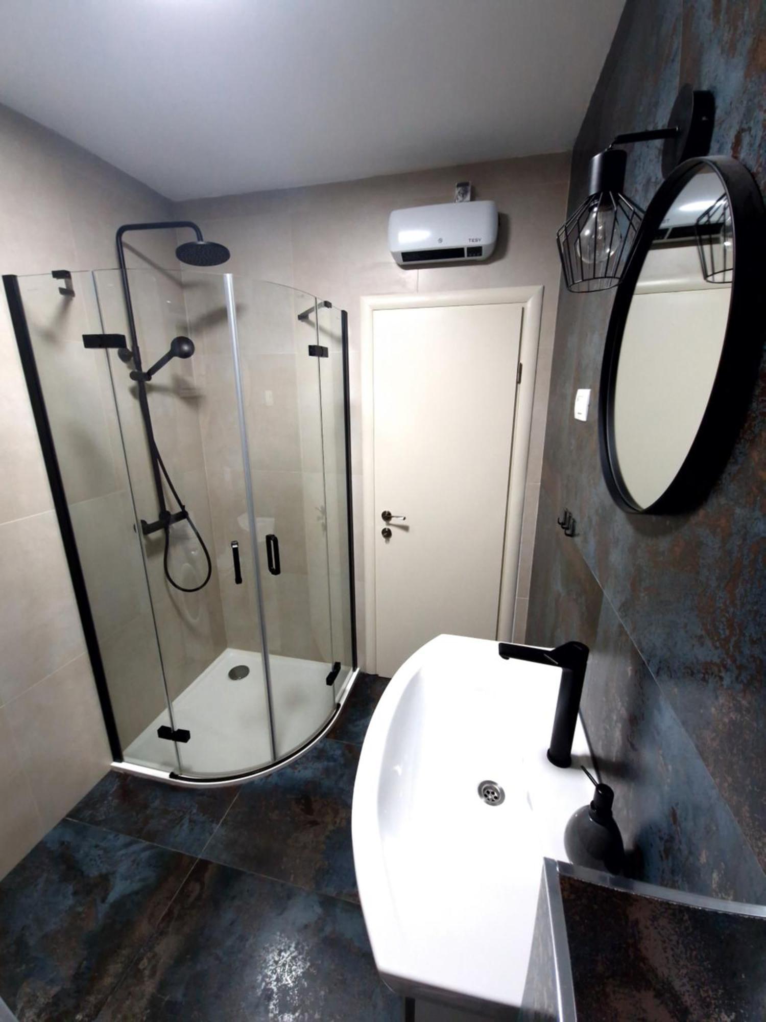 2 Bedroom Apartment Ljubica Sinj Bagian luar foto